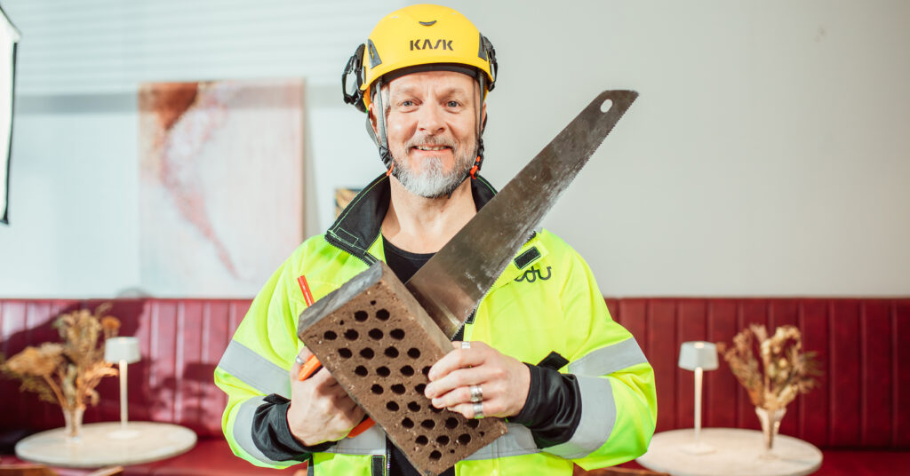 Tredun rakennusalan aikuisopiskelija