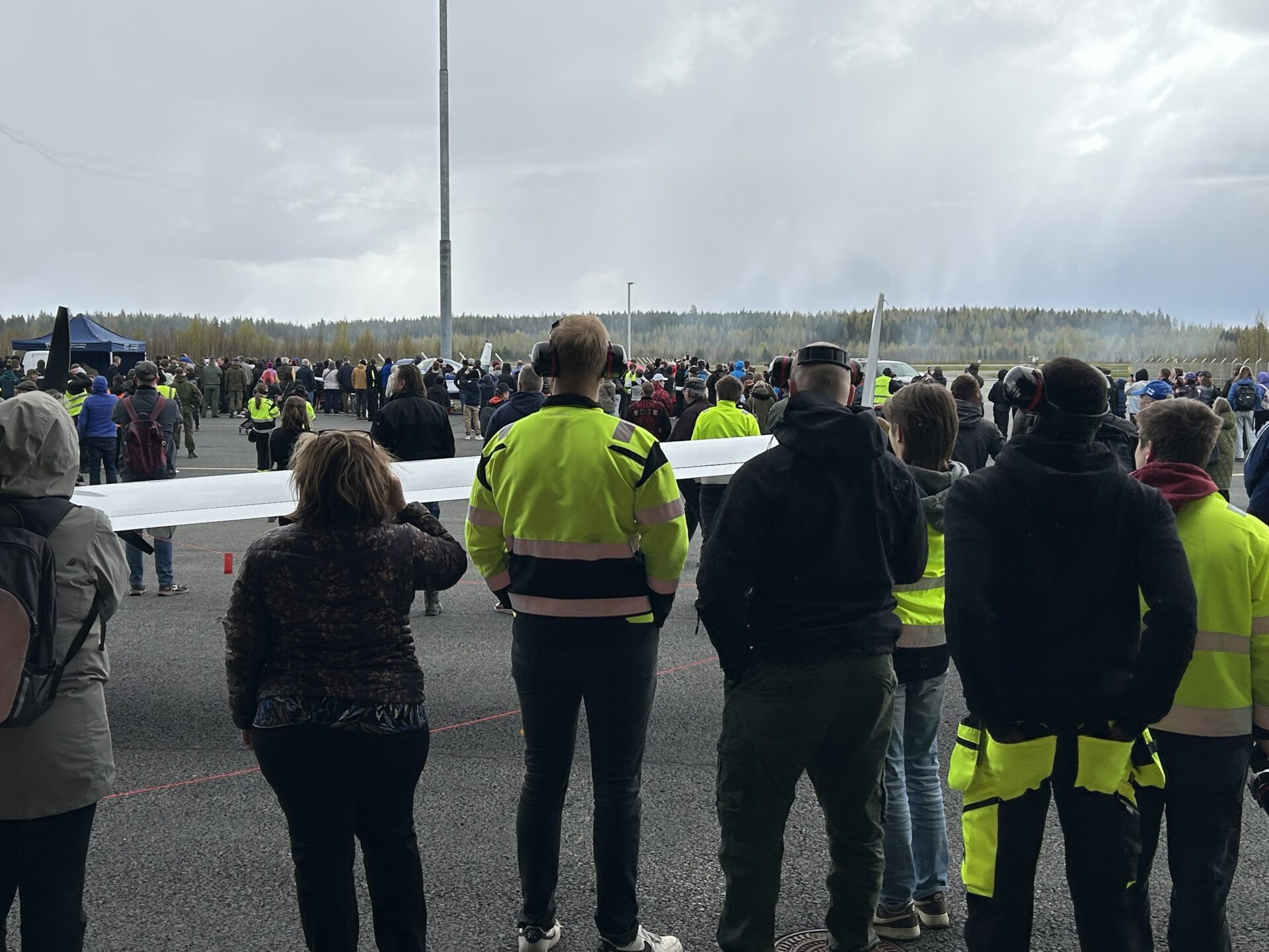 Lentonäytös Pirkkalassa